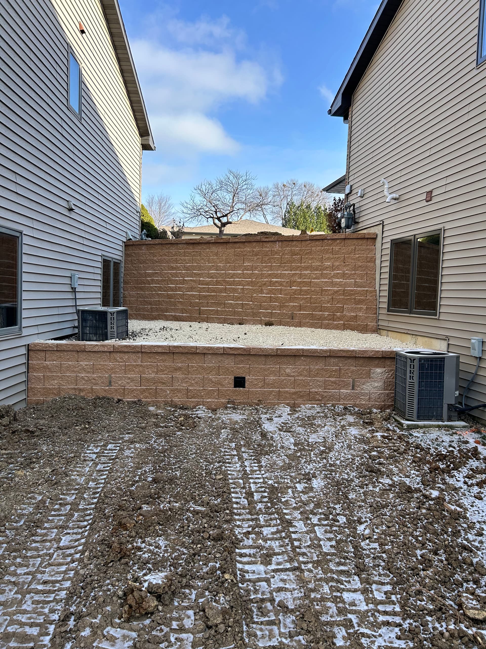 Stunning Backyard Makeover with Day-to-Night Appeal