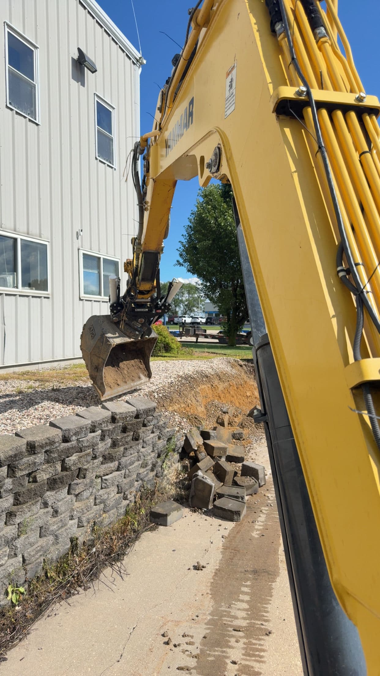 Gallery photos for Commercial Retaining Wall Tearout and Versa-Lok Rebuild: Image #1
