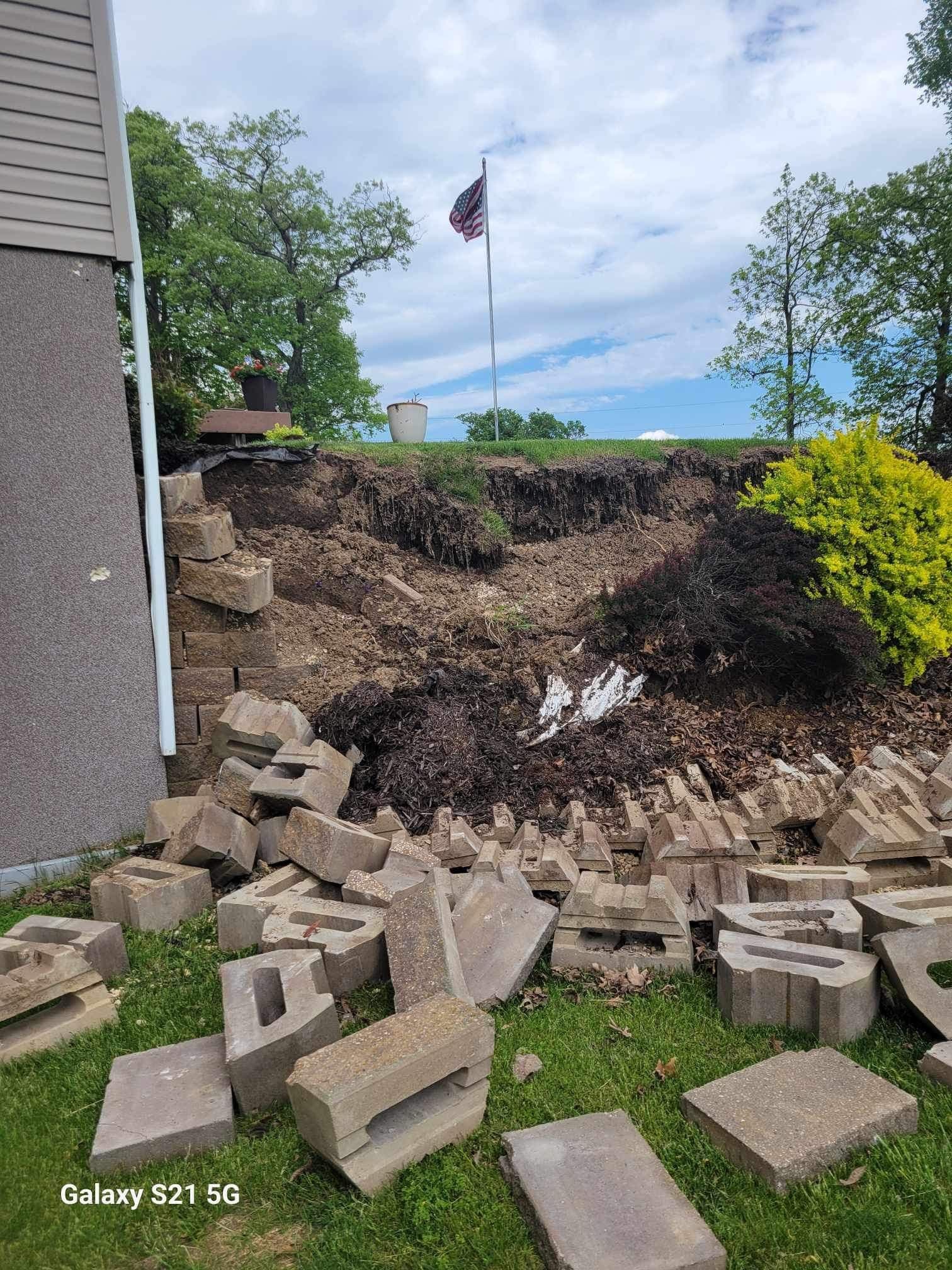 Gallery photos for Revamping a Collapsed Retaining Wall in Decorah: Image #4