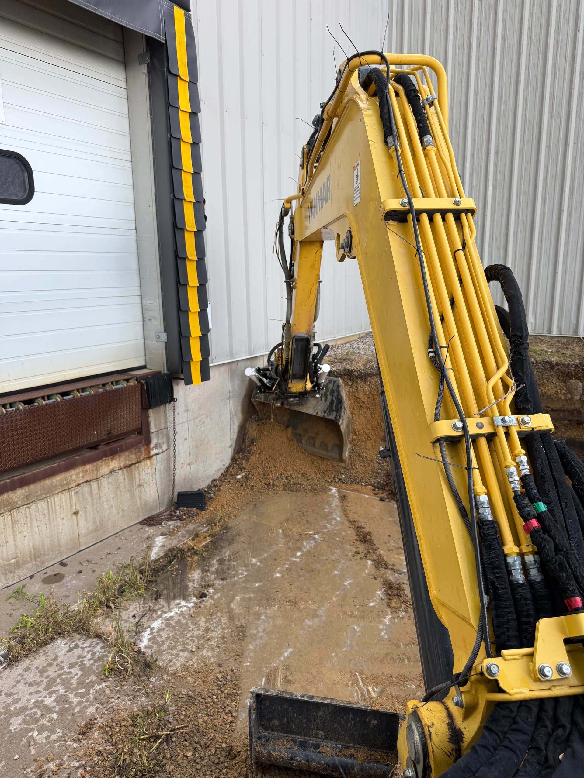 Gallery photos for Commercial Retaining Wall Tearout and Versa-Lok Rebuild: Image #2