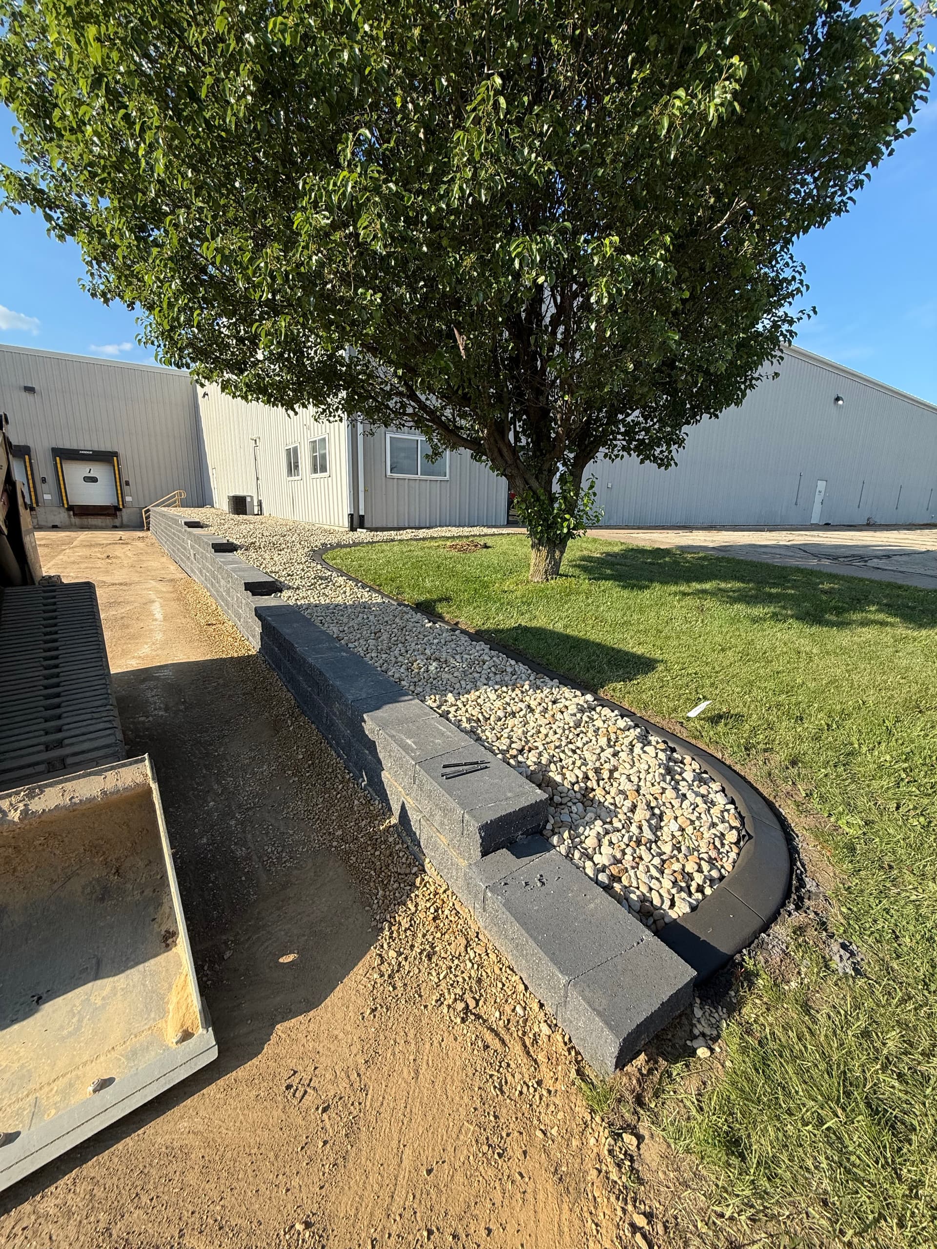 Gallery photos for Commercial Retaining Wall Tearout and Versa-Lok Rebuild: Image #4